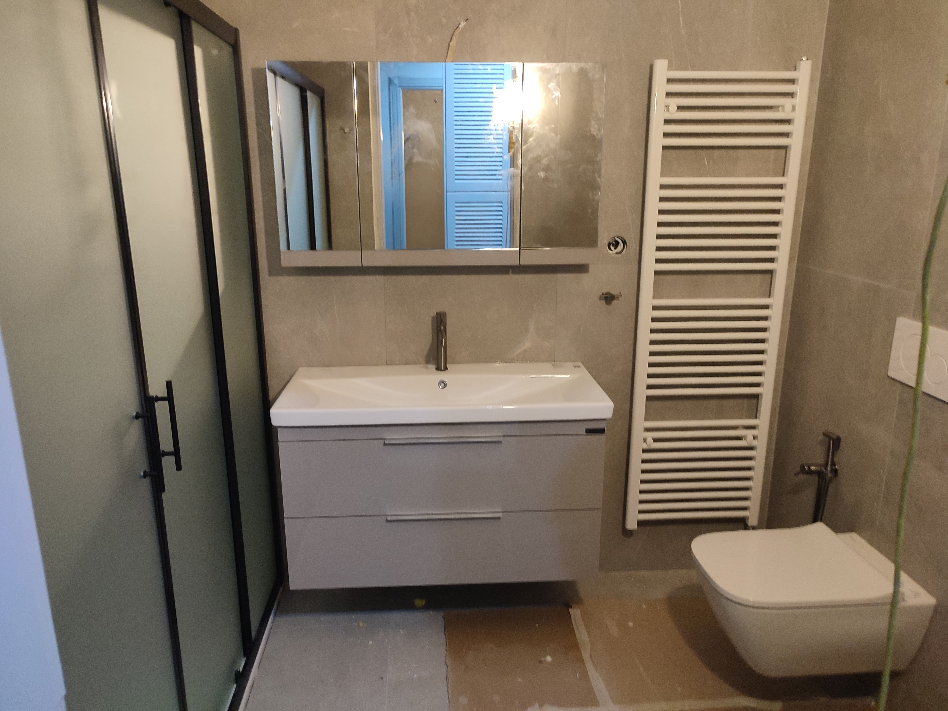 Εγκατάσταση Λουτρού – Σπύρος Ντούλας